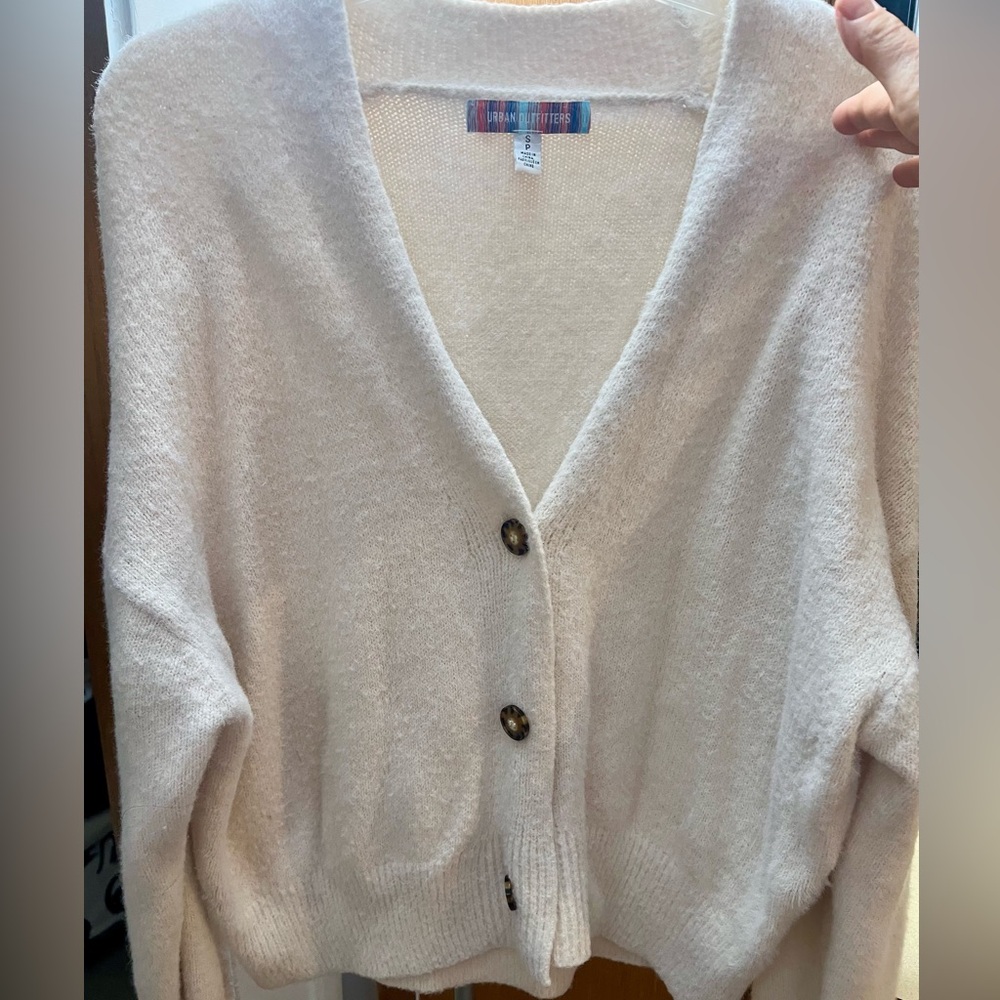 Urban Outfitters S cream oversized cardi fuzzy cardigan sweater button up baggy - Picture 6 of 11